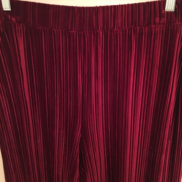 BCBG - Picture 6 of 6